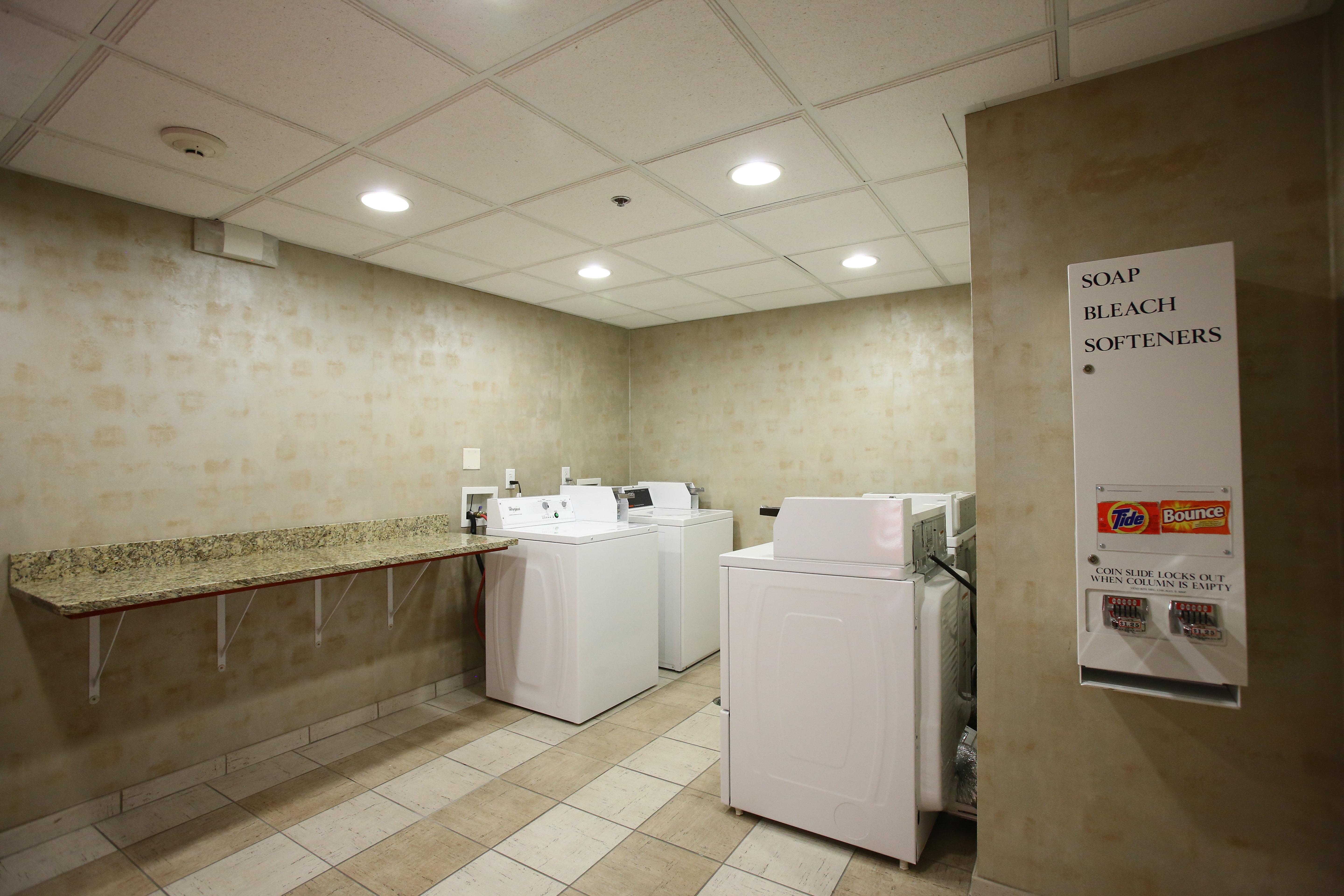 Holiday Inn & Suites Salt Lake City - Airport West By Ihg Eksteriør bilde